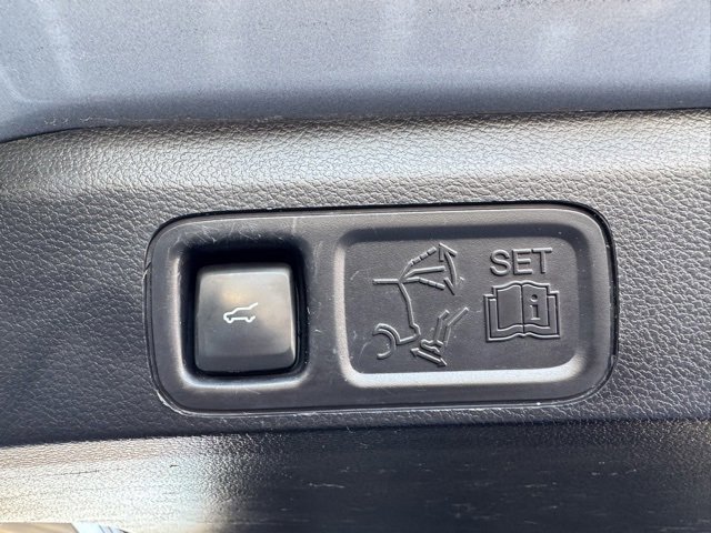 Certified 2020 Ford Expedition Limited image 37