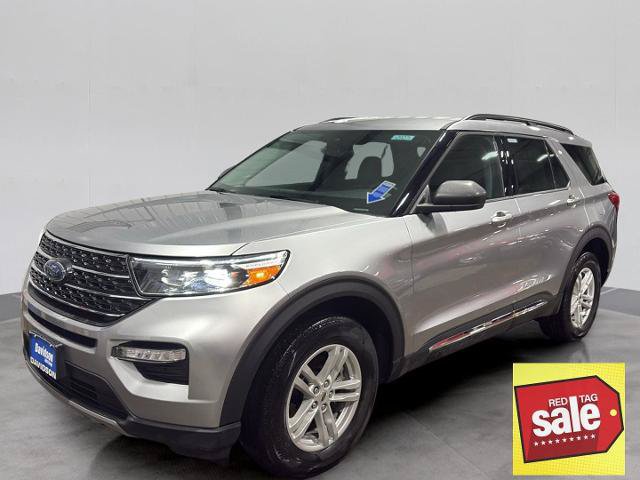 Certified 2024 Ford Explorer XLT w/ Equipment Group 202A AWD/4WD image 1