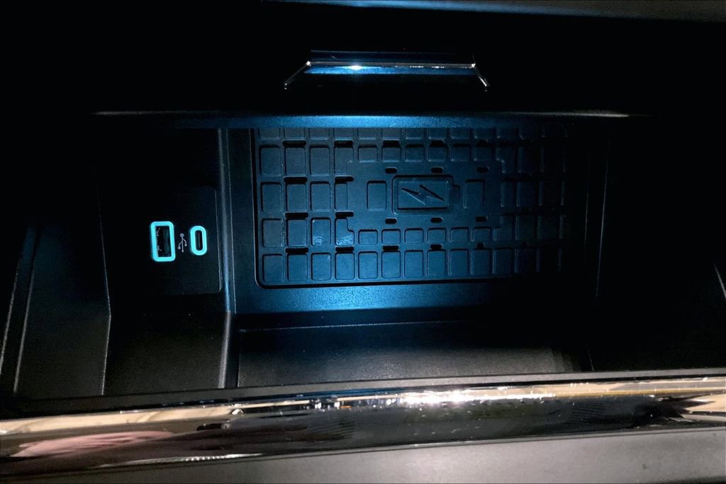 Certified 2024 Ford Expedition Max XLT image 31