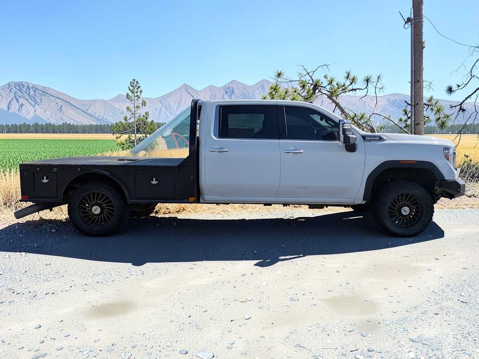 Used 2021 GMC Sierra 3500 Denali w/ Technology Package AWD/4WD image 7