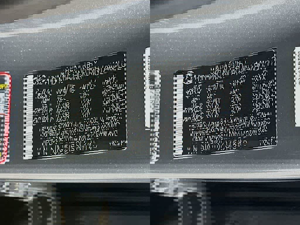 Used 2025 Hyundai Tucson Limited image 26