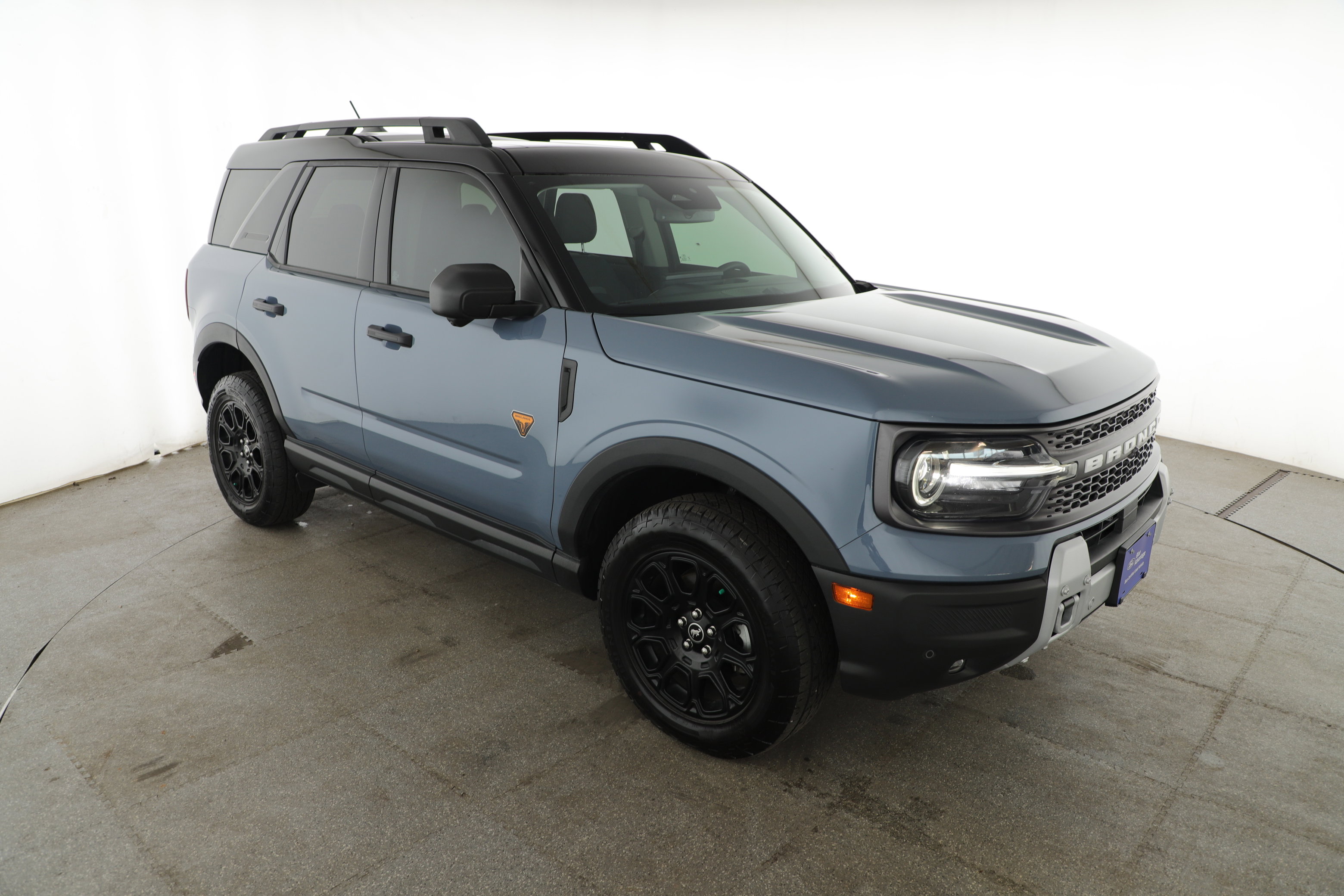 Certified 2025 Ford Bronco Sport Badlands w/ Badlands Tech Package AWD/4WD image 3