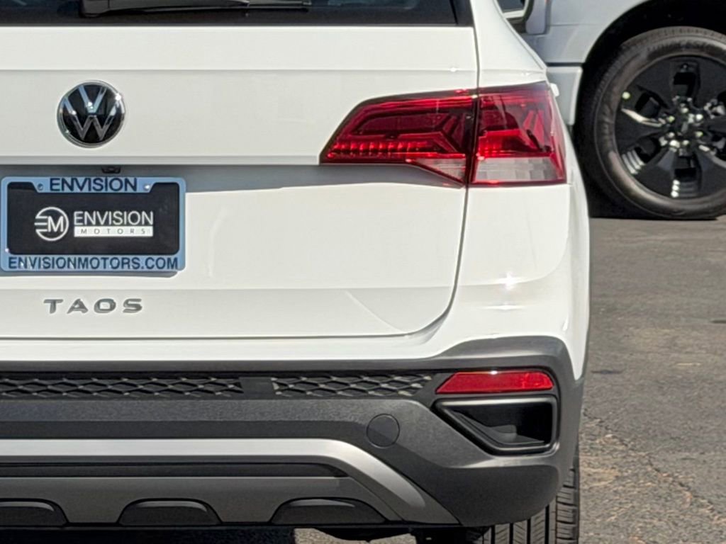 Used 2023 Volkswagen Taos S image 9