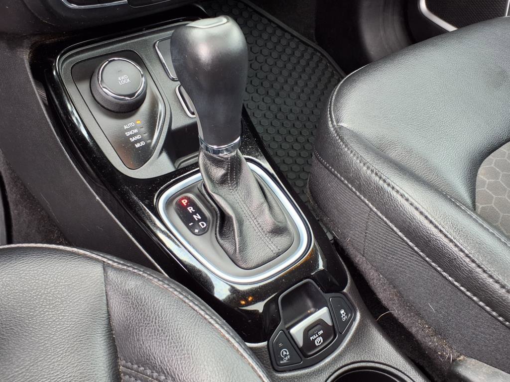 Used 2020 Jeep Compass Latitude image 21