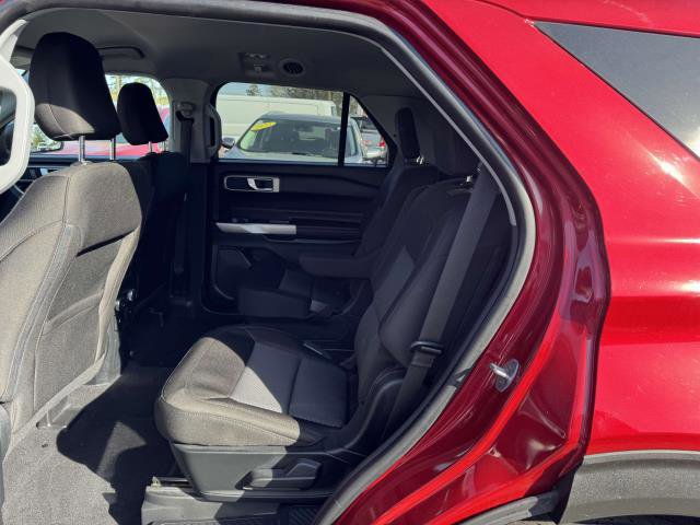 Certified 2022 Ford Explorer XLT image 9