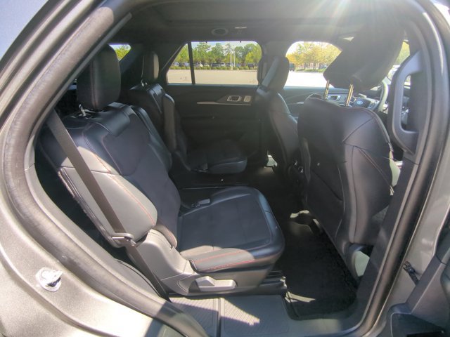 Certified 2025 Ford Explorer ST AWD/4WD image 27