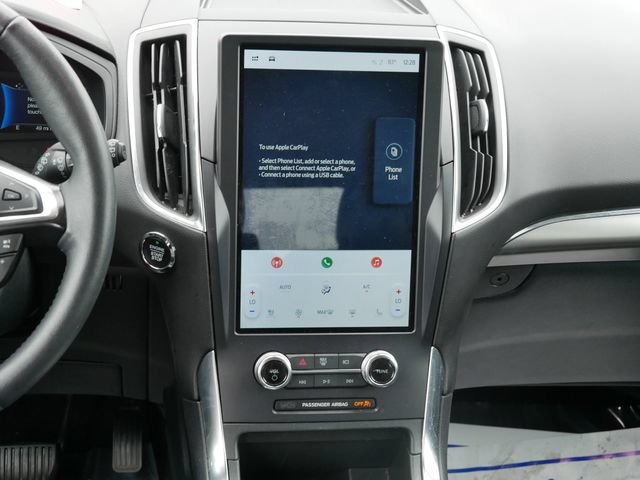 Certified 2024 Ford Edge Titanium AWD/4WD image 10