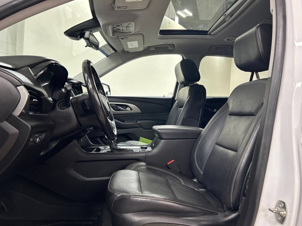 Used 2019 Chevrolet Traverse RS w/ LPO, Floor Liner Package AWD/4WD image 11