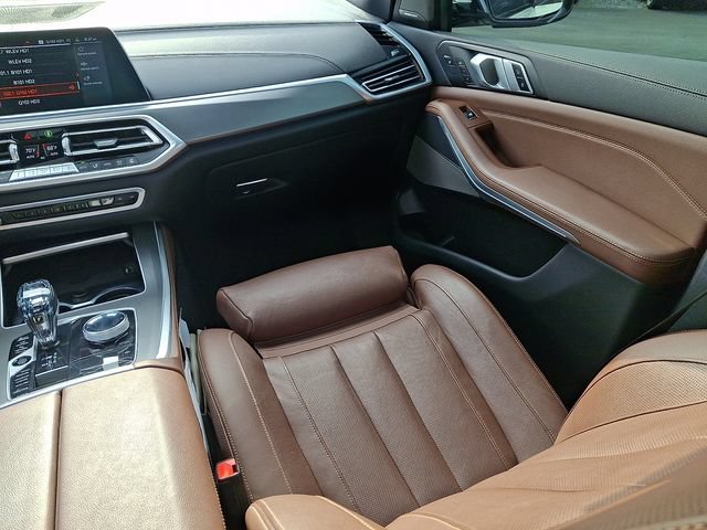 Used 2020 BMW X5 M50i w/ Executive Package AWD/4WD image 19
