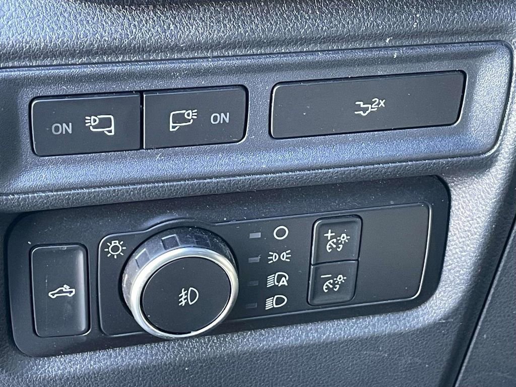 Certified 2022 Ford F150 XLT w/ Equipment Group 302A High image 17