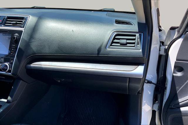 Used 2019 Subaru Outback 2.5i Limited w/ Popular Package #2 AWD/4WD image 19