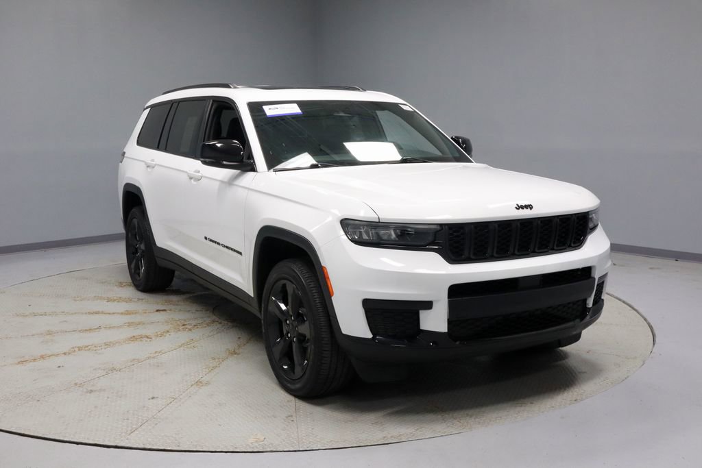 Used 2023 Jeep Grand Cherokee L Laredo