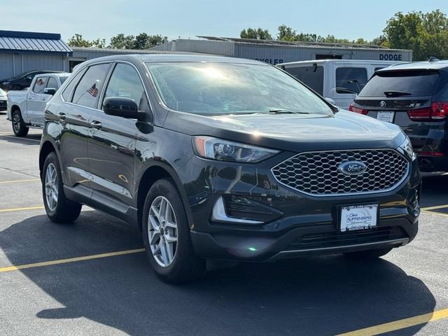 Certified 2024 Ford Edge SEL AWD/4WD image 2