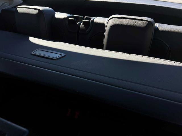 Used 2020 Volkswagen Tiguan SE w/ Panoramic Sunroof Package image 16