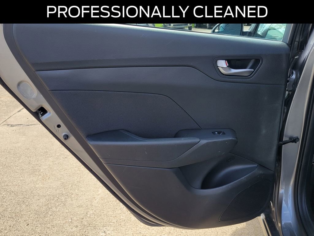 Used 2022 Hyundai Accent SEL FWD image 12