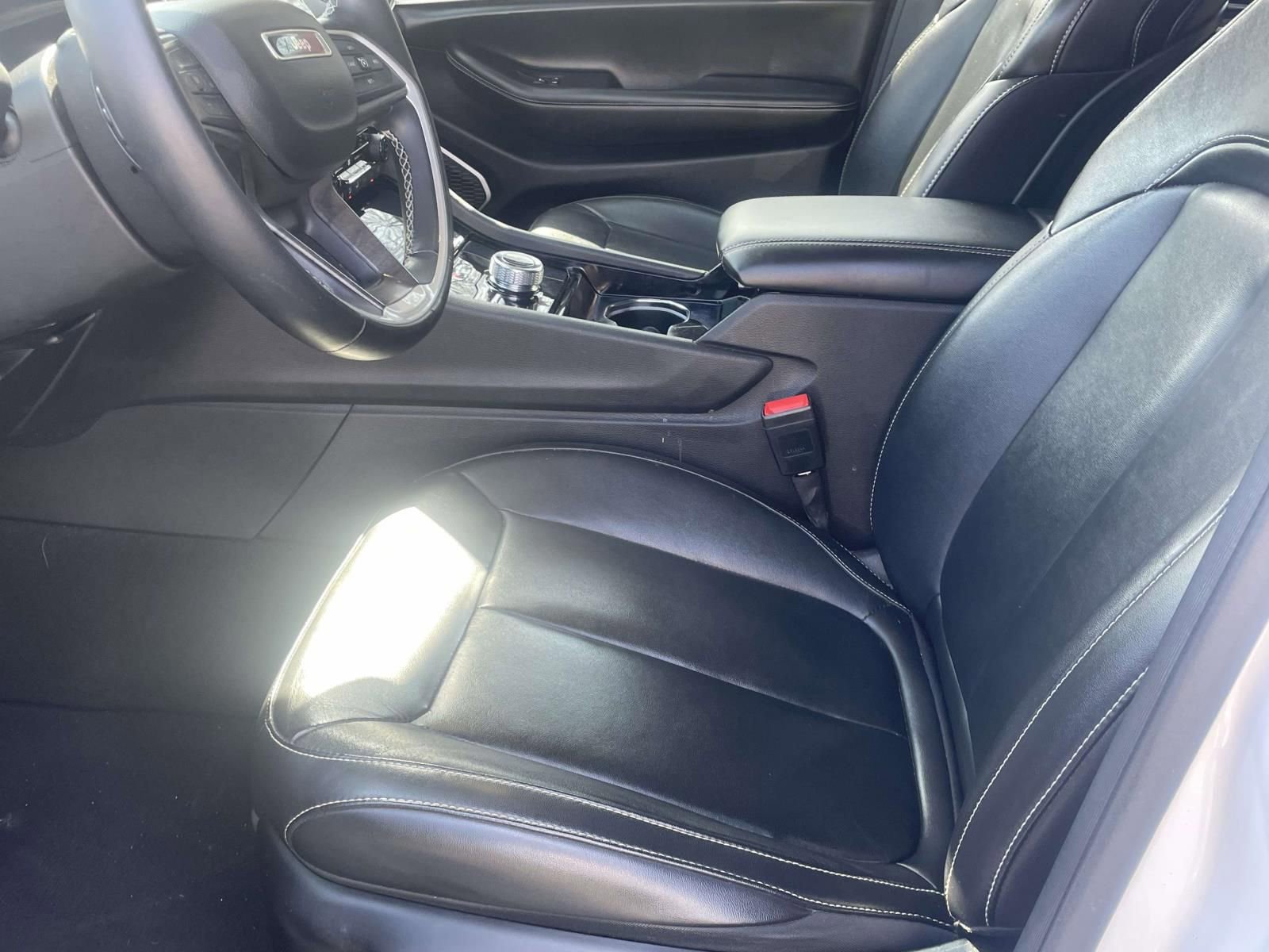 Used 2022 Jeep Grand Cherokee L Limited w/ Trailer Tow Group (B) image 15