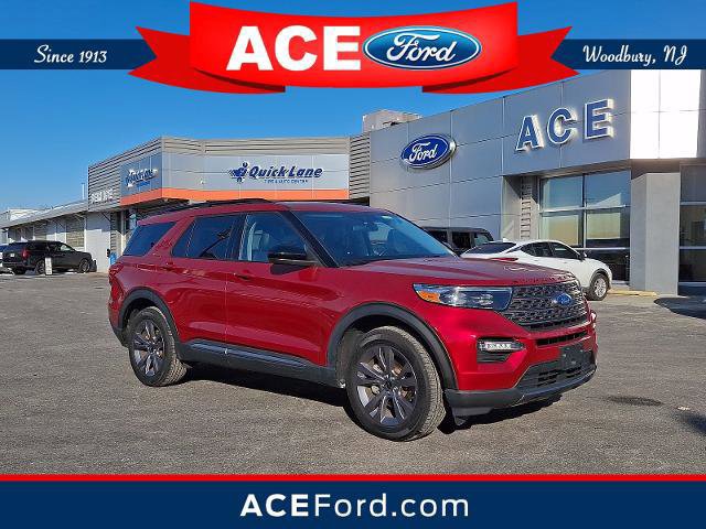 Certified 2022 Ford Explorer XLT w/ Equipment Group 202A image 6