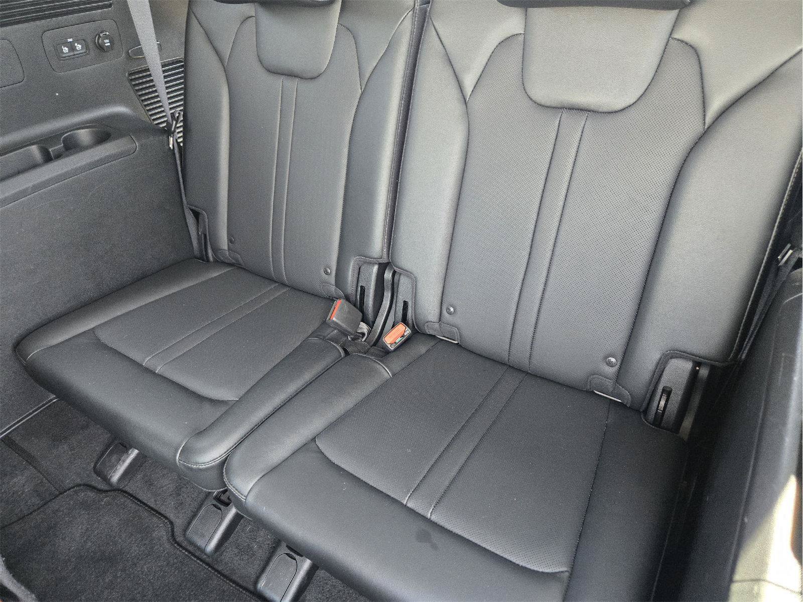 Used 2023 Kia Sorento SX AWD/4WD image 28
