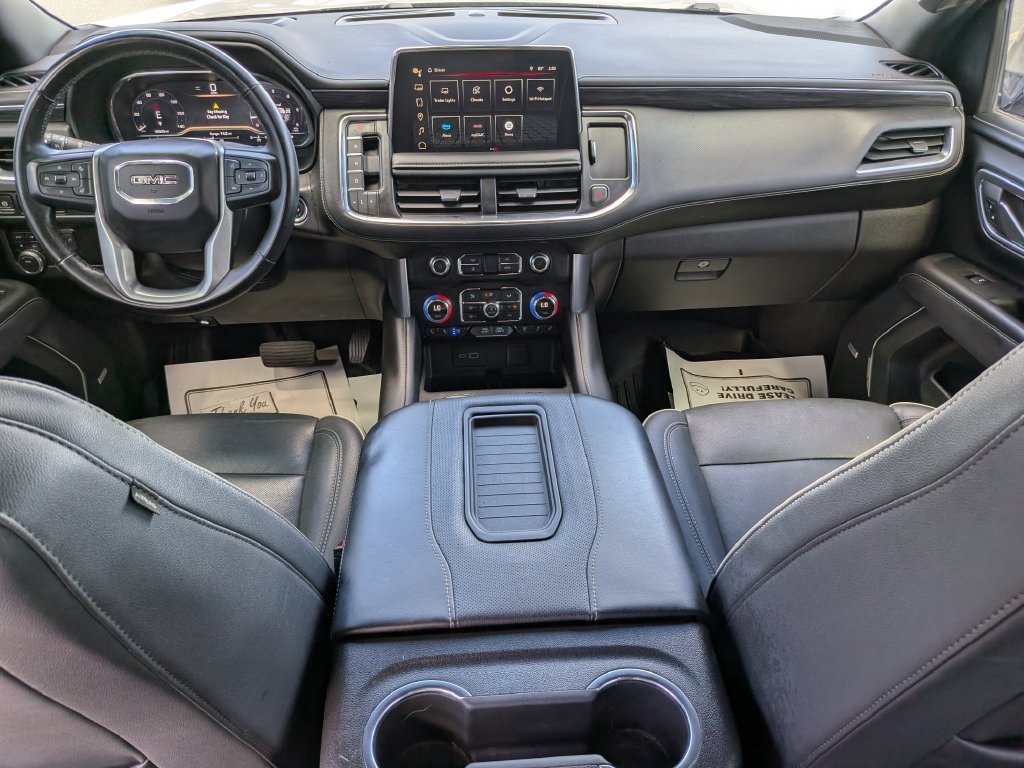 Used 2023 GMC Yukon XL SLT w/ SLT Premium Package AWD/4WD image 18