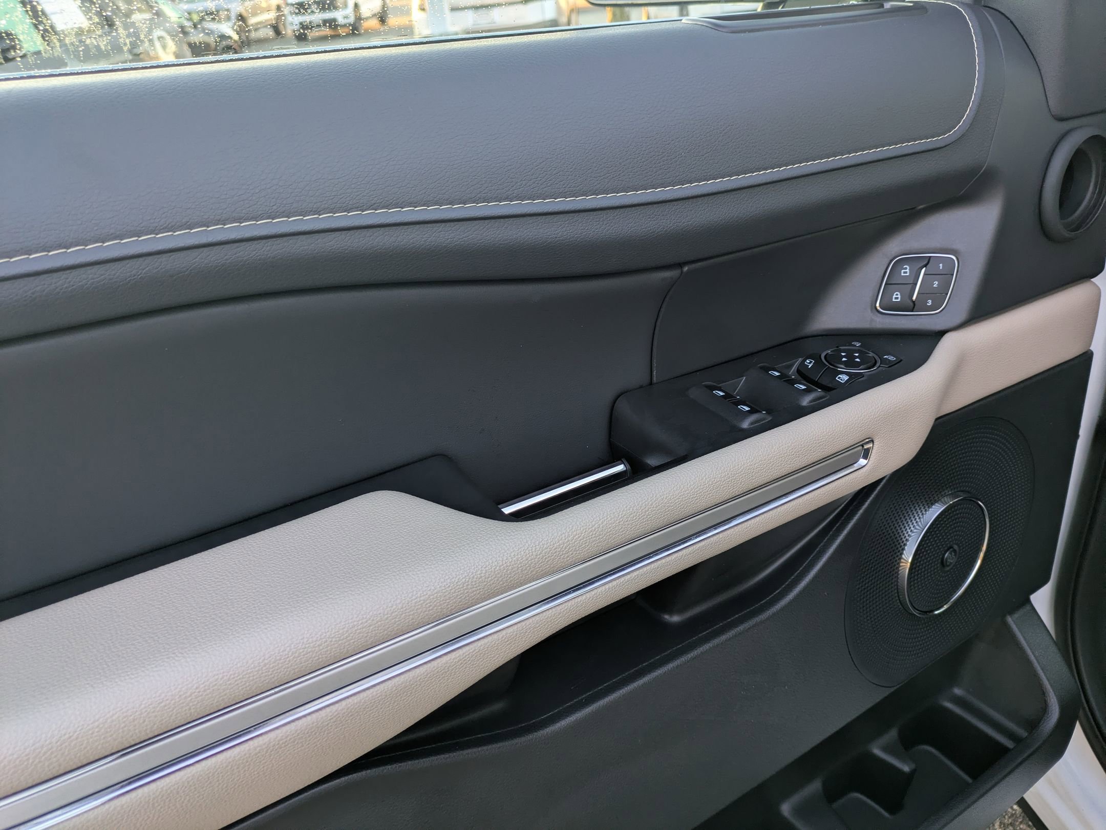 Certified 2024 Ford Expedition Limited image 13