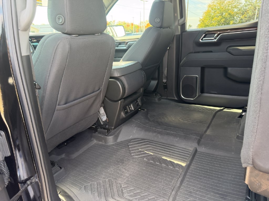 Used 2024 Chevrolet Silverado 1500 RST AWD/4WD image 27