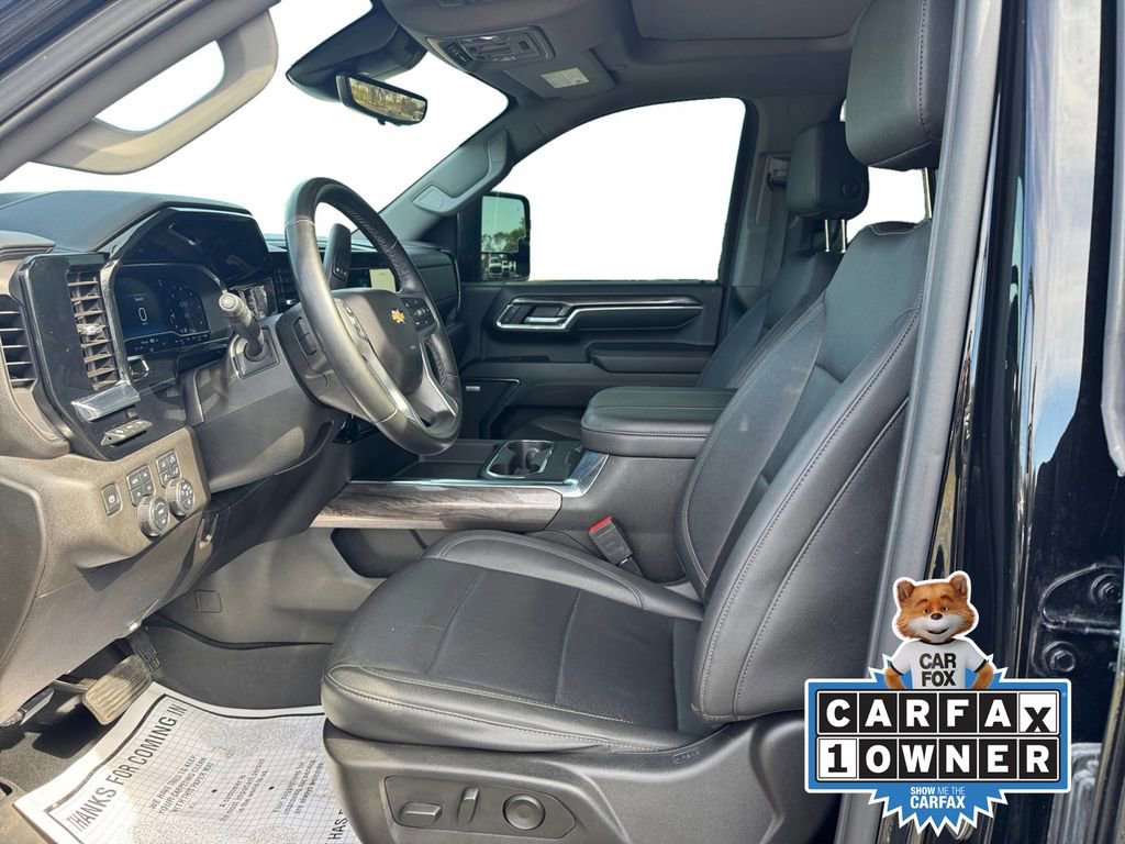 Used 2024 Chevrolet Silverado 2500 LTZ w/ LTZ Plus Package image 11