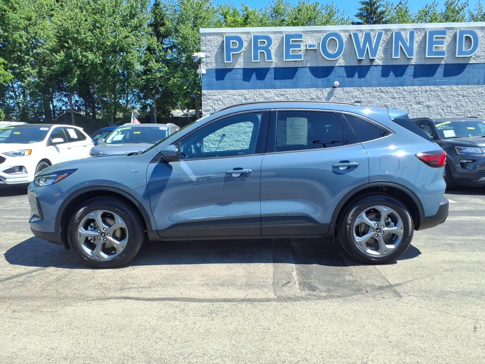 Certified 2025 Ford Escape ST-Line Select w/ Tech Pack #1 AWD/4WD image 7