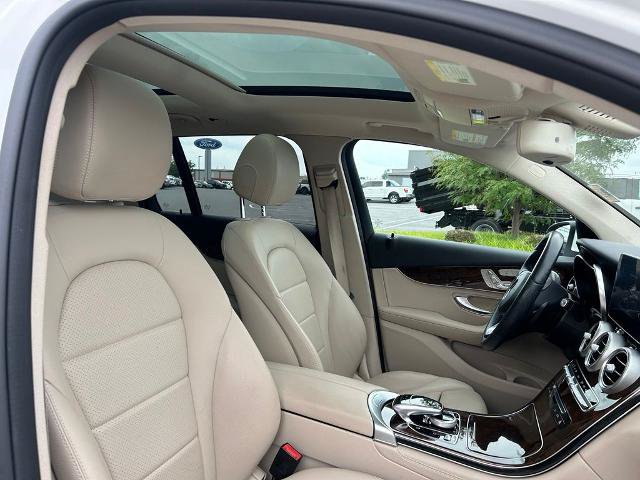 Used 2017 Mercedes-Benz GLC 300 4MATIC image 34