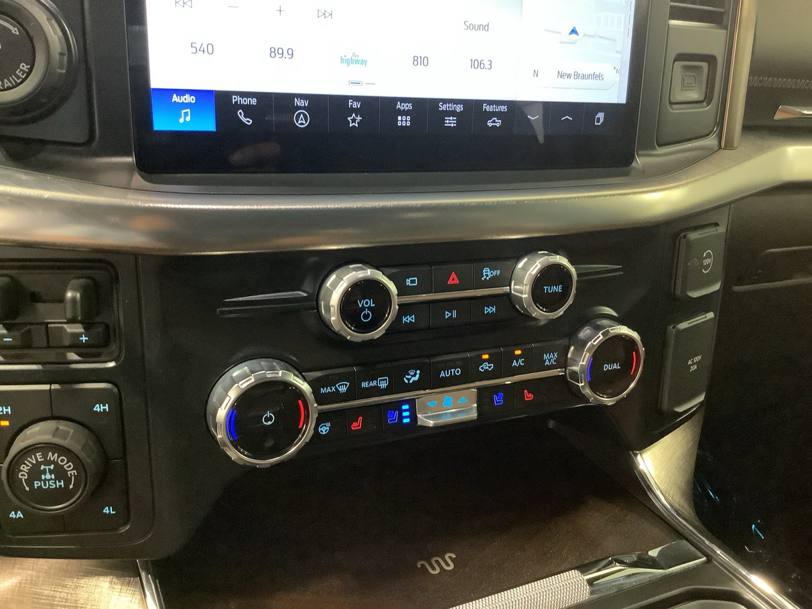 Certified 2025 Ford F150 King Ranch w/ FX4 Off-Road Package AWD/4WD image 19
