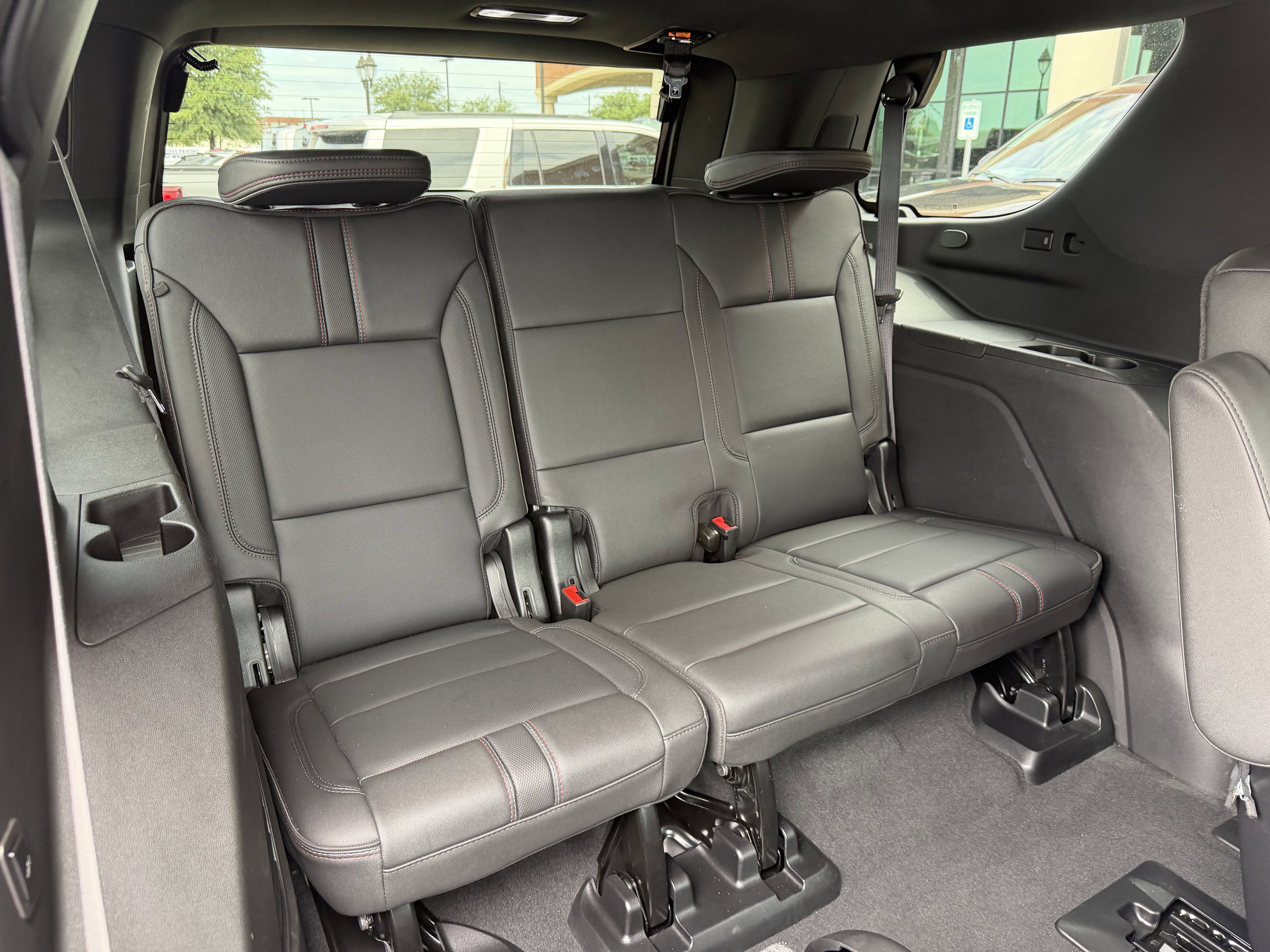Used 2024 Chevrolet Tahoe RST w/ Luxury Package AWD/4WD image 35