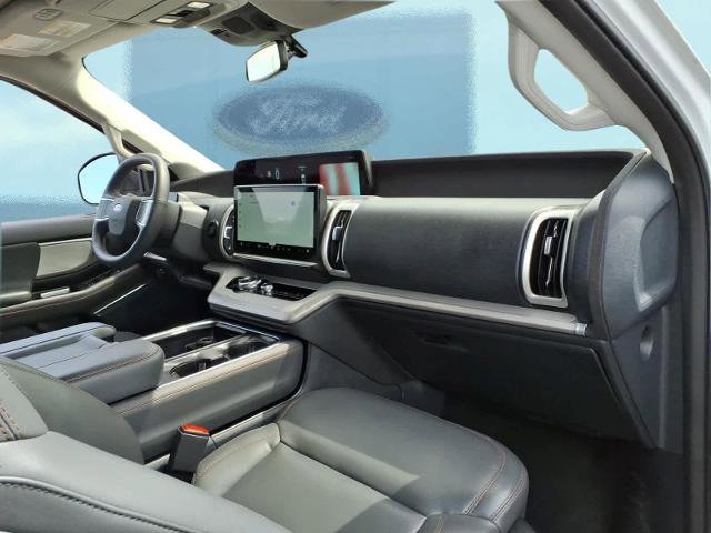Certified 2025 Ford Expedition Max Active AWD/4WD image 14