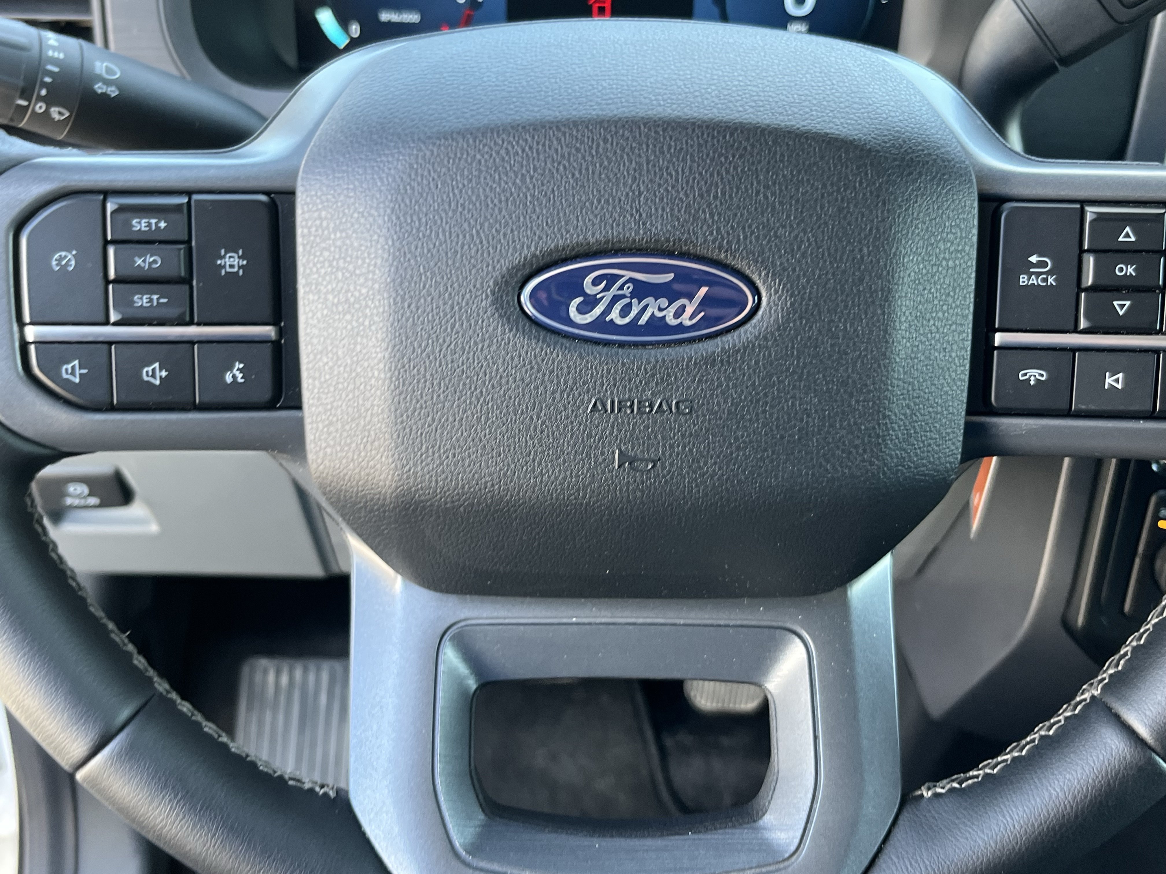 Certified 2025 Ford F150 XLT w/ Equipment Group 301A Standard AWD/4WD image 17