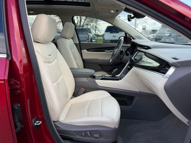 Used 2023 Cadillac XT6 Premium Luxury FWD image 19