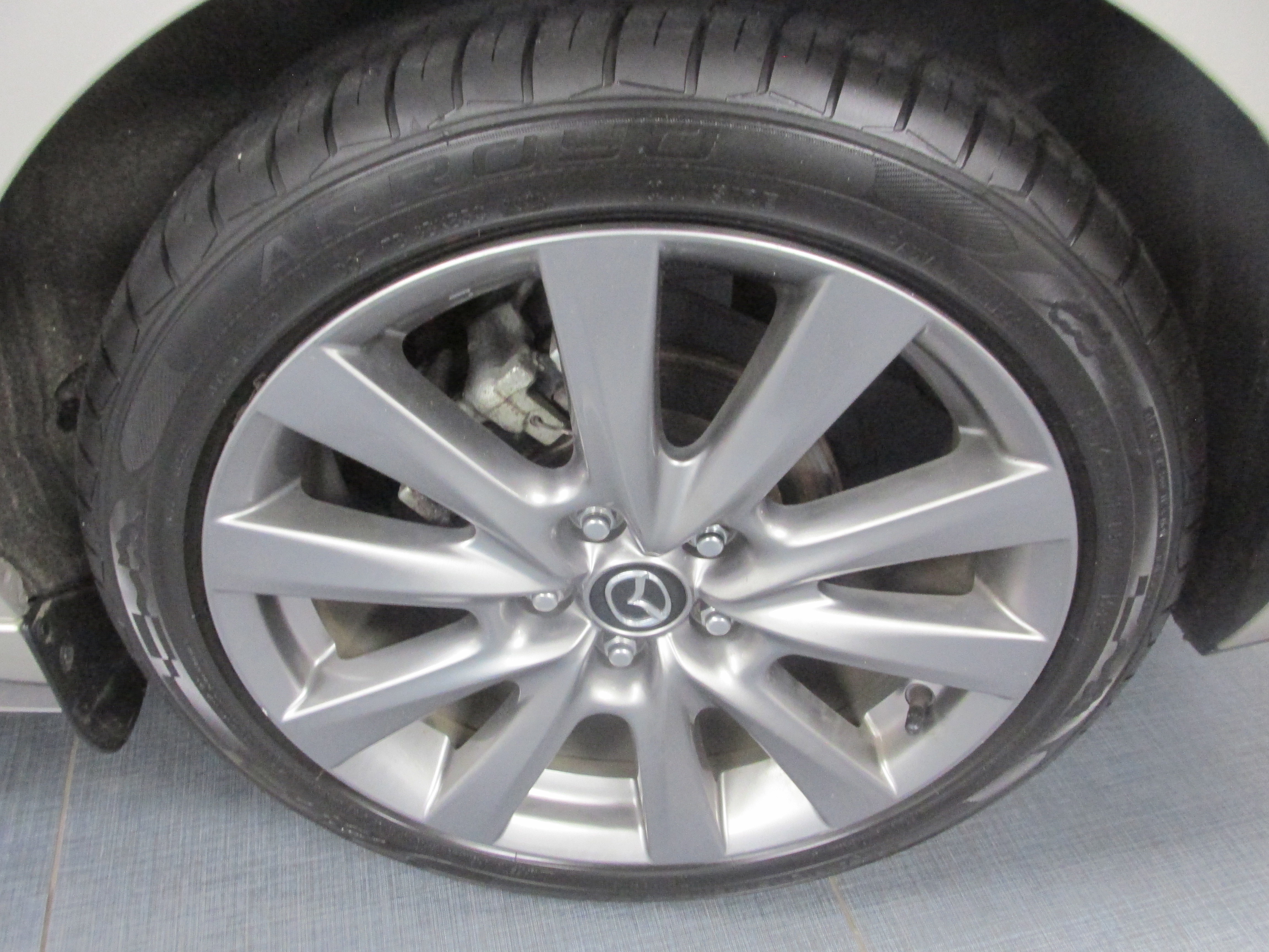 Used 2024 MAZDA MAZDA3 s image 13