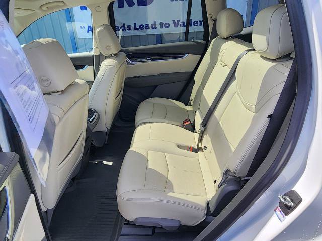 Used 2023 Cadillac XT6 Premium Luxury w/ Technology Package AWD/4WD image 22