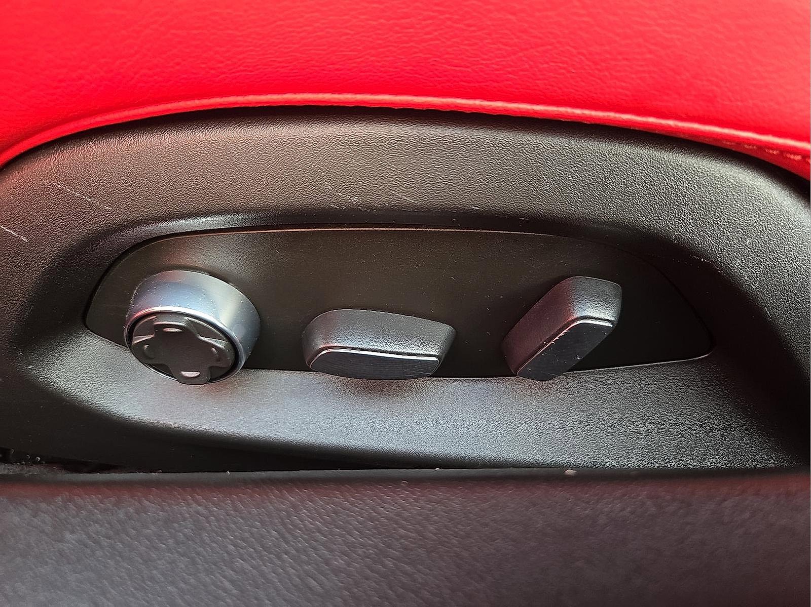 Used 2024 Chevrolet Corvette Stingray Preferred Cpe w/ 2LT image 14