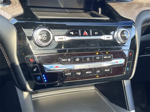 Certified 2023 Ford Explorer Platinum w/ Equipment Group 601A image 29