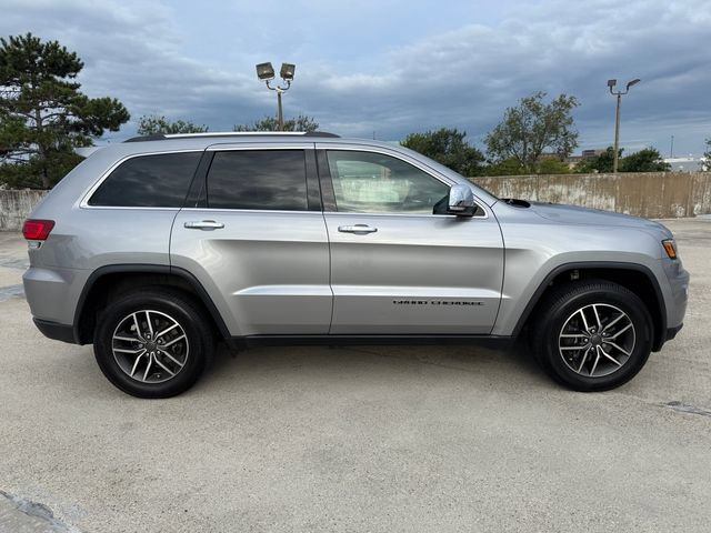 Used 2020 Jeep Grand Cherokee Limited w/ Trailer Tow Group IV AWD/4WD image 2