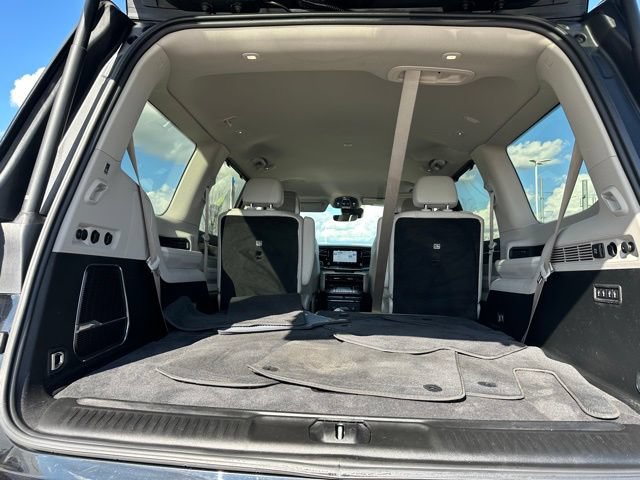 Used 2022 Jeep Wagoneer Series III w/ Convenience Group I AWD/4WD image 8