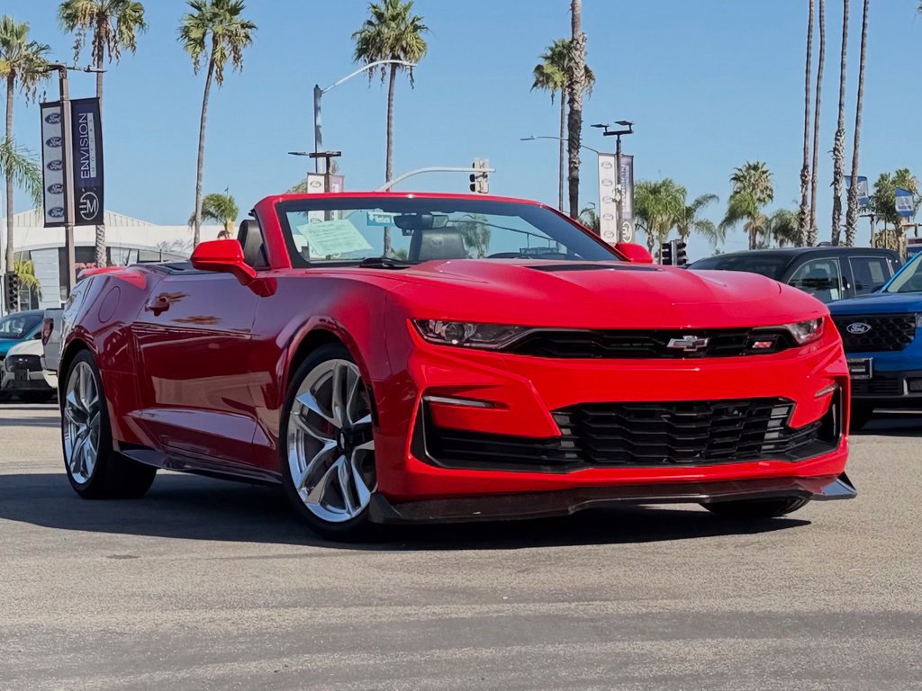 Used 2021 Chevrolet Camaro SS RWD image 8