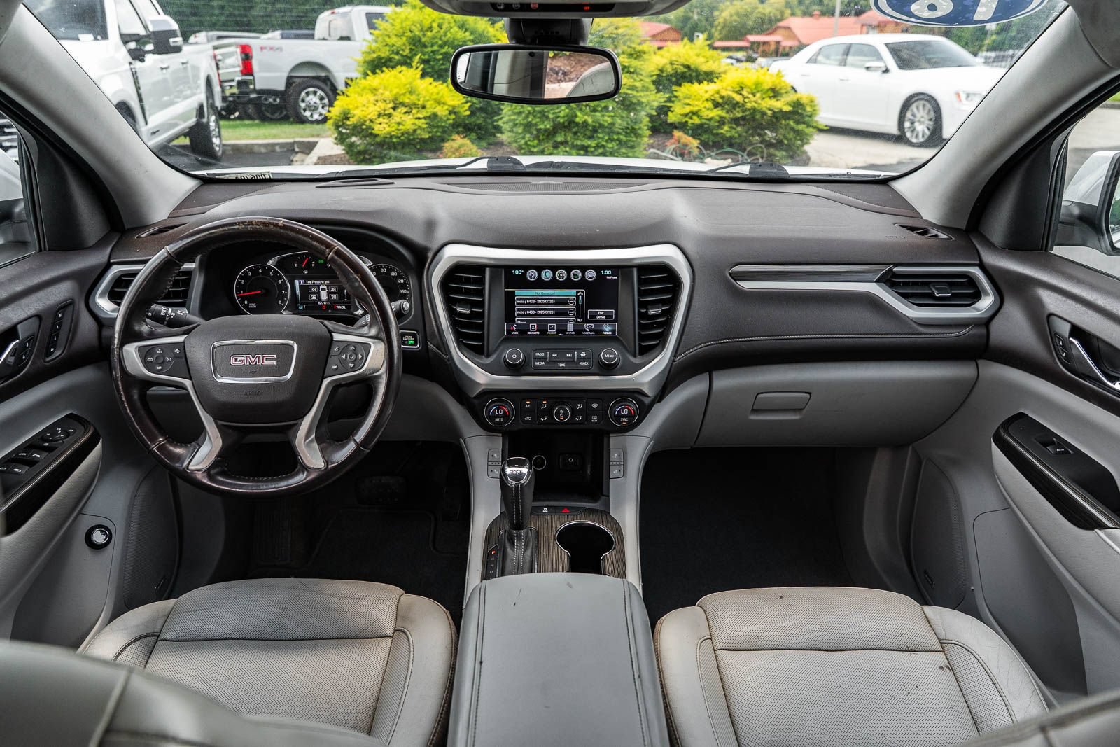 Used 2018 GMC Acadia SLT FWD image 23