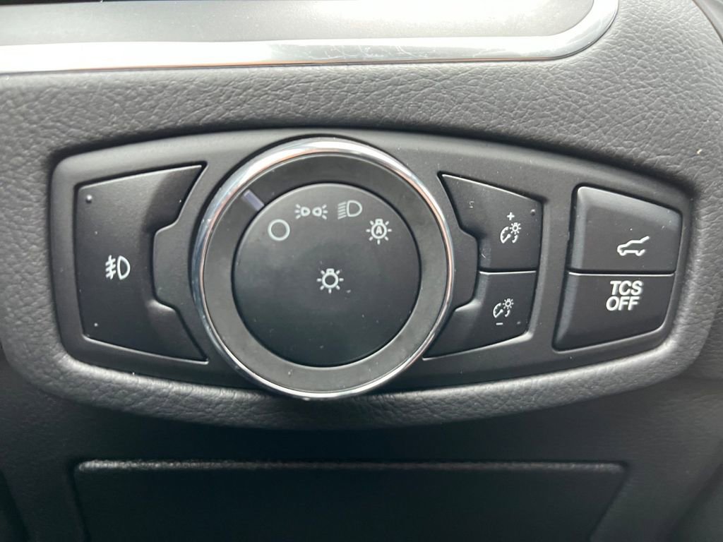 Certified 2024 Ford Edge Titanium image 17