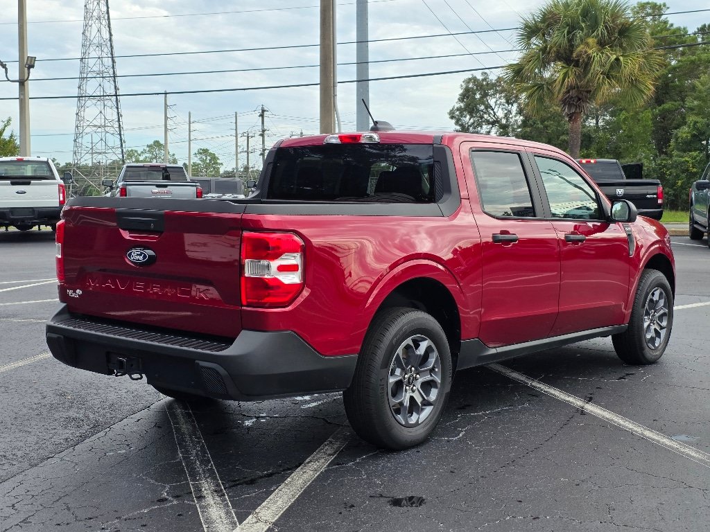 Certified 2025 Ford Maverick XLT FWD image 7