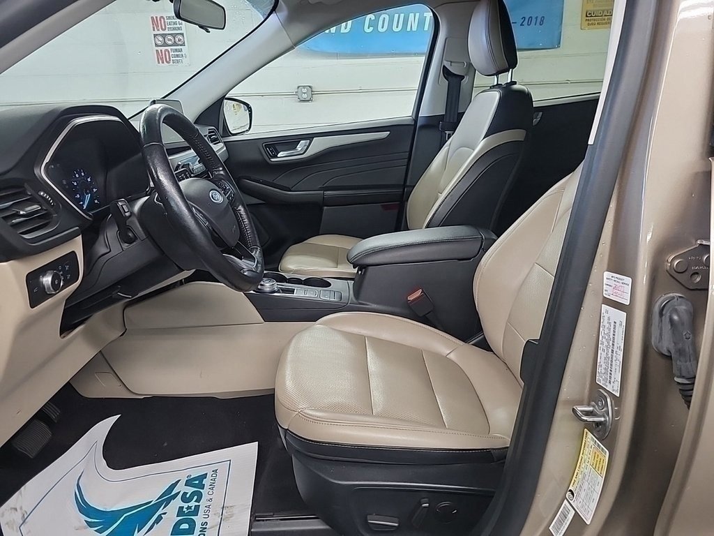 Certified 2021 Ford Escape SEL image 3