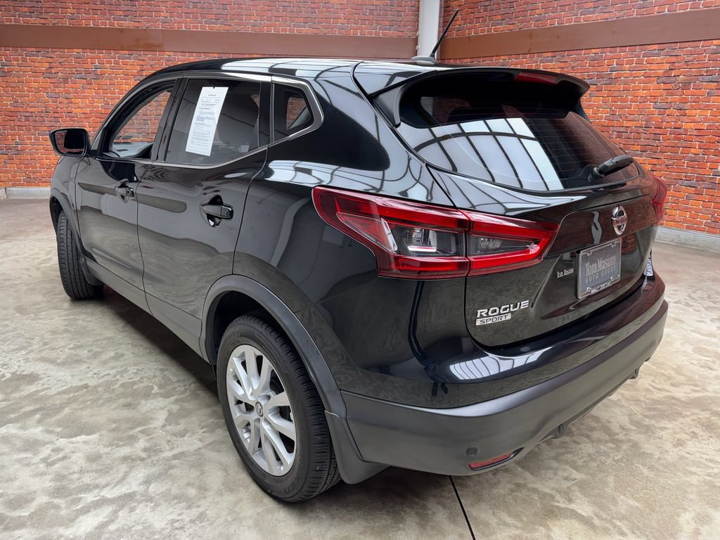Used 2021 Nissan Rogue Sport S FWD video 2