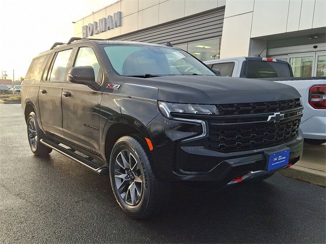 Used 2023 Chevrolet Suburban Z71 w/ Luxury Package image 6