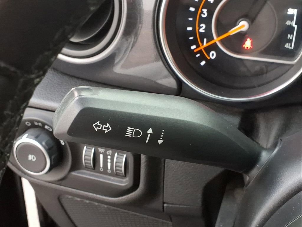 Used 2021 Jeep Wrangler Unlimited Sport AWD/4WD image 17