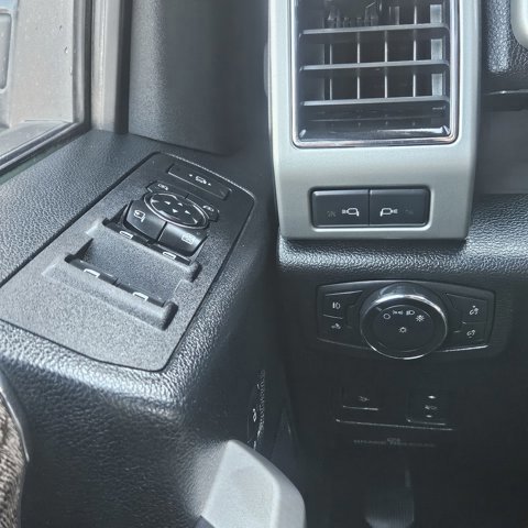 Certified 2019 Ford F250 Lariat w/ Lariat Ultimate Package image 24