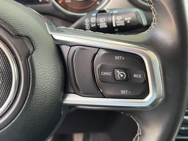 Used 2018 Jeep Wrangler Unlimited Sahara AWD/4WD image 14
