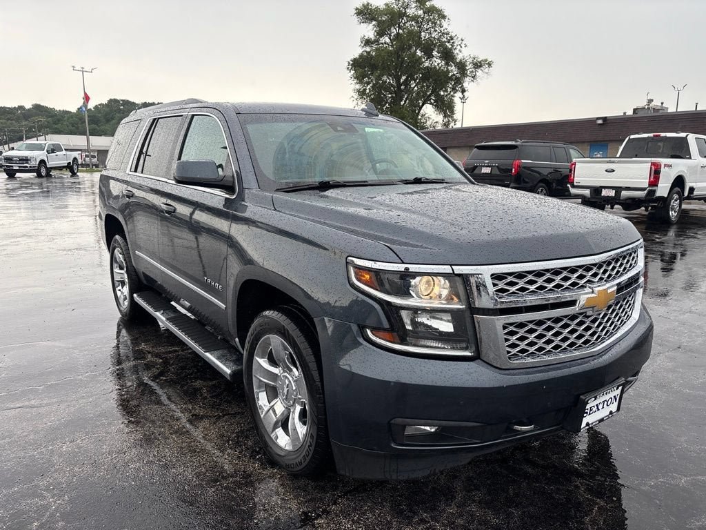 Used 2019 Chevrolet Tahoe LT w/ LT Signature Package AWD/4WD image 3